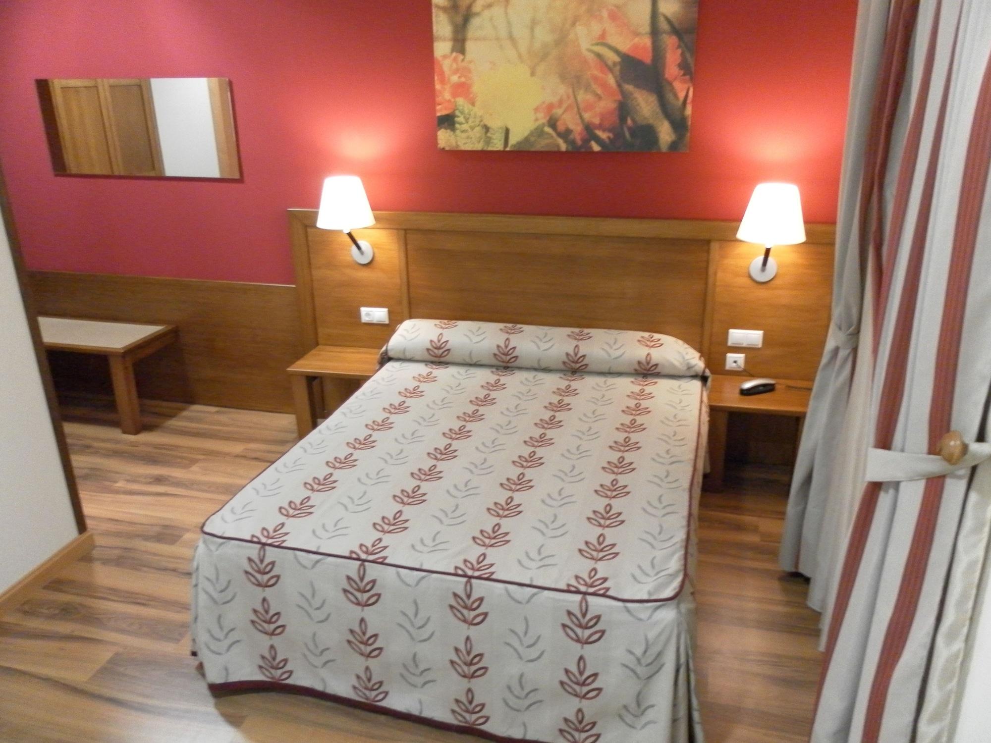Hotel Milagros Rio Riaza Dış mekan fotoğraf